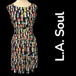 L.A. Soul Women's Mushroom Print Midi Dress - Multicolor